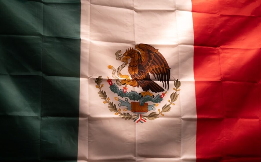 latin american payments - The mexican flag with its coat of arms