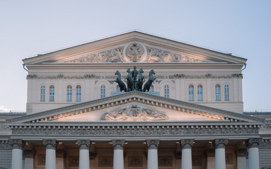 russian crypto regulation - a large building with Bolshoi Theatre in the background