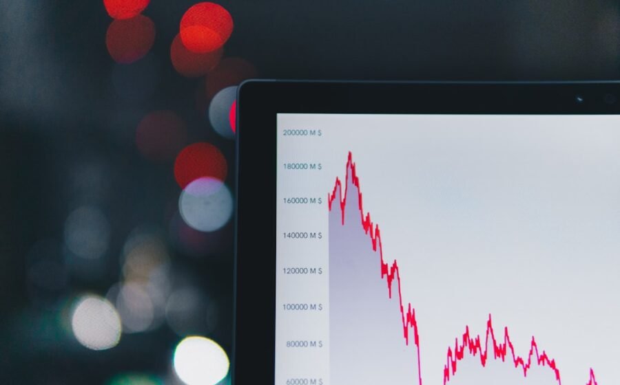 uk fintech funding - a computer screen with a red line on it