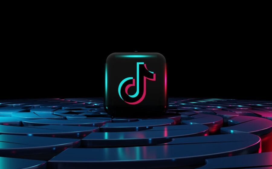 tiktok p2p payments - a square button sitting on top of a circular table